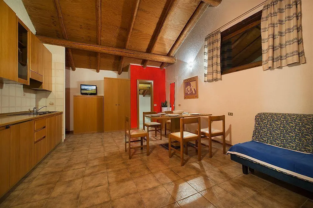 Roulette Apartments Livigno 0*,