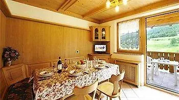 Otel Roulette Apartments Livigno İtalya